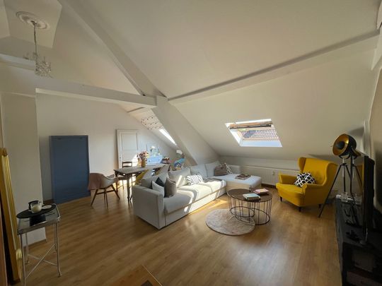 Lichtdurchflutete Dachgeschosswohnung Mit Loft Charakter